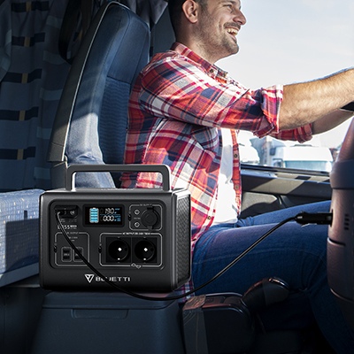 Cuánto tarda en cargar la Bluetti eB55 conectada a la toma de mechero 12V del coche?